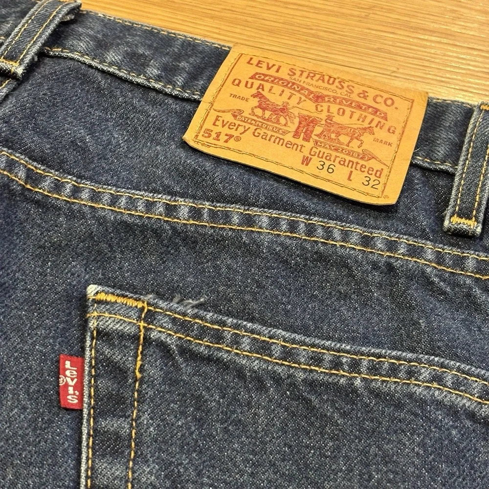 VTG Levi's 517 Boot Cut Jeans Men's 36x32 USA Made Dark Indigo Denim Cowboy Y2K